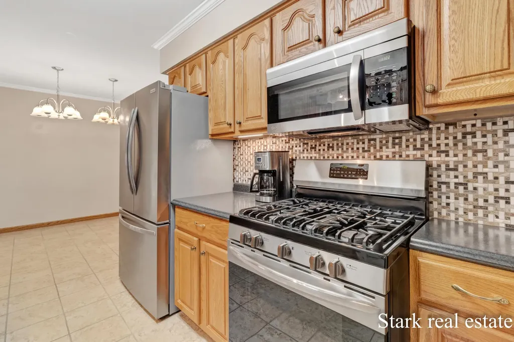 1290 Cardinal Circle Drive Muskegon Charter Township MI 49445