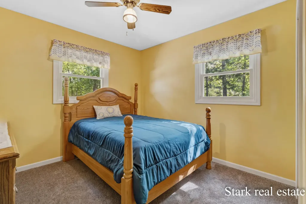 1290 Cardinal Circle Drive Muskegon Charter Township MI 49445