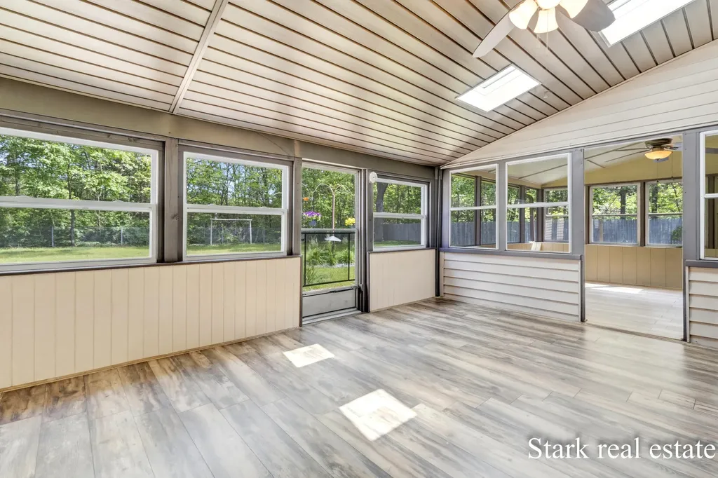 1290 Cardinal Circle Drive Muskegon Charter Township MI 49445