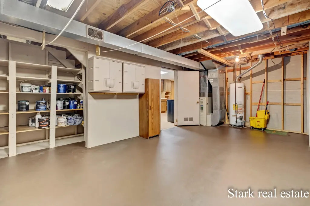 1290 Cardinal Circle Drive Muskegon Charter Township MI 49445