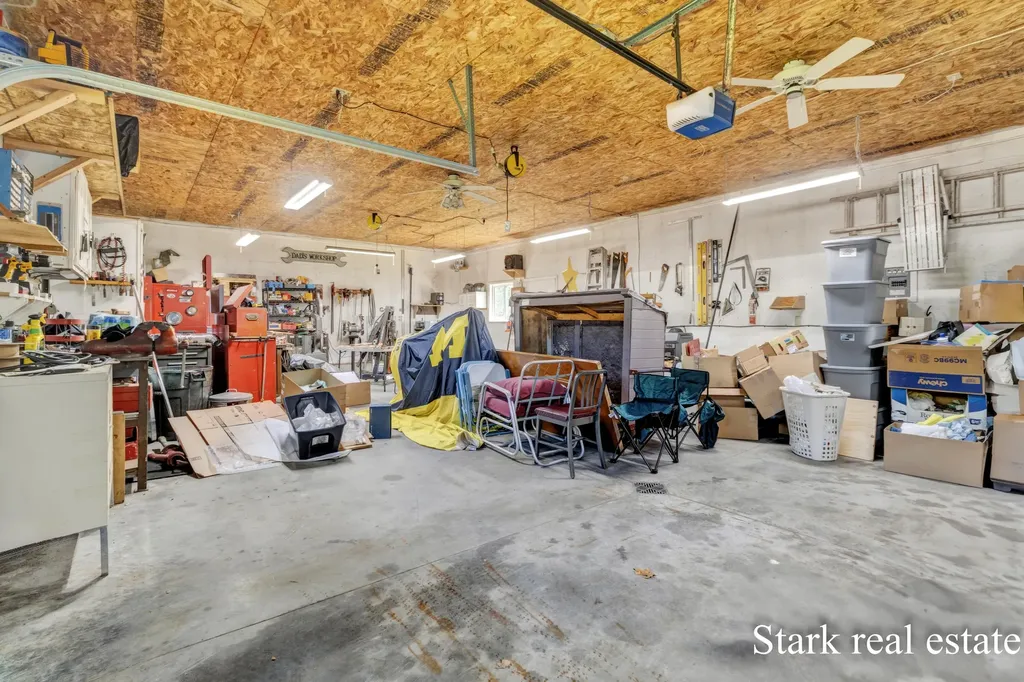 1290 Cardinal Circle Drive Muskegon Charter Township MI 49445