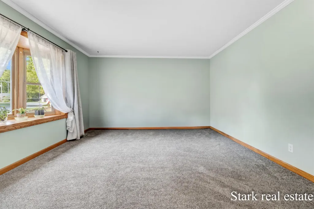 1290 Cardinal Circle Drive Muskegon Charter Township MI 49445