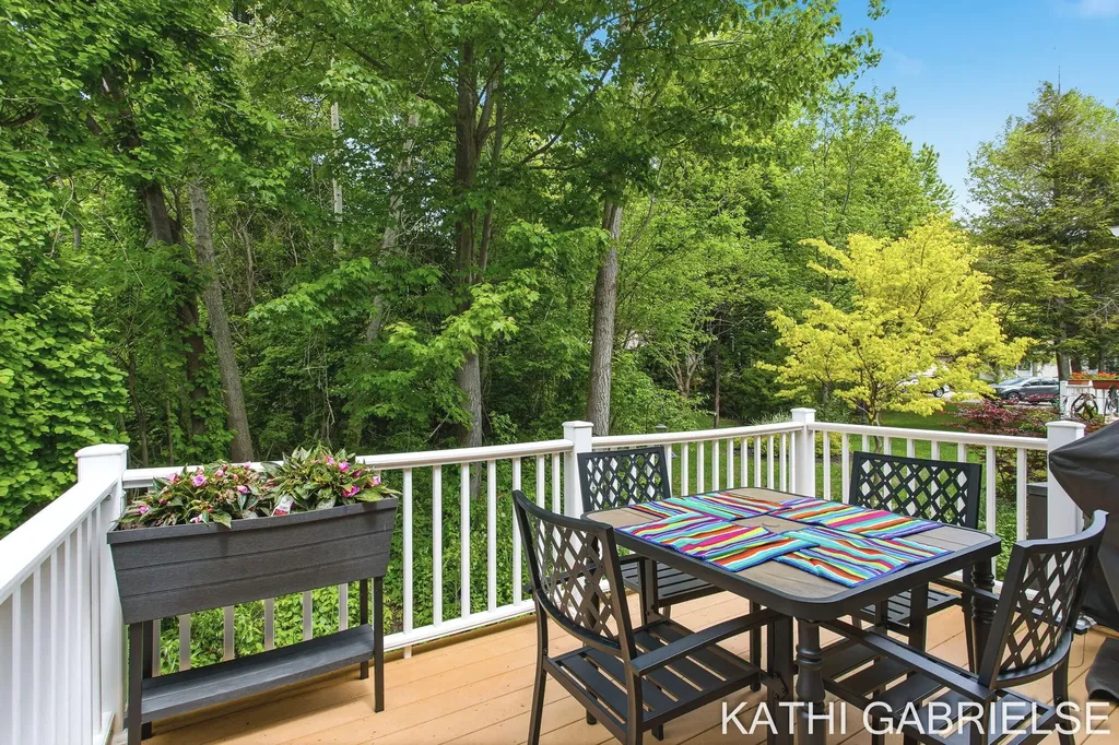 16273 Riverdale Court Ferrysburg City MI 49456