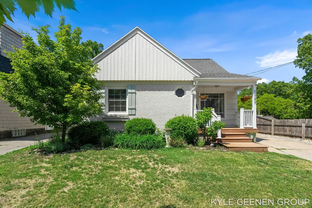 1347 Fisk Road SE Grand Rapids City MI 49506