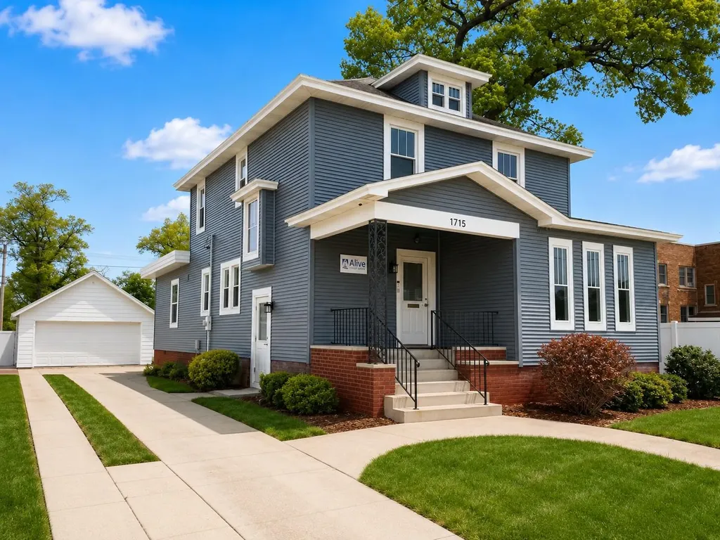 1715 Peck Street Muskegon City MI 49441