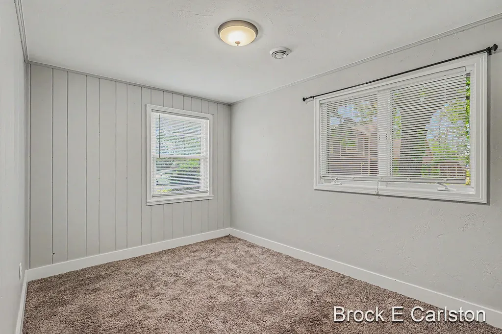 85 Lakeshore Boulevard Norton Shores City MI 49444