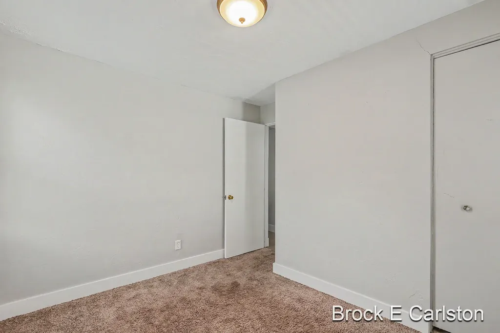 85 Lakeshore Boulevard Norton Shores City MI 49444