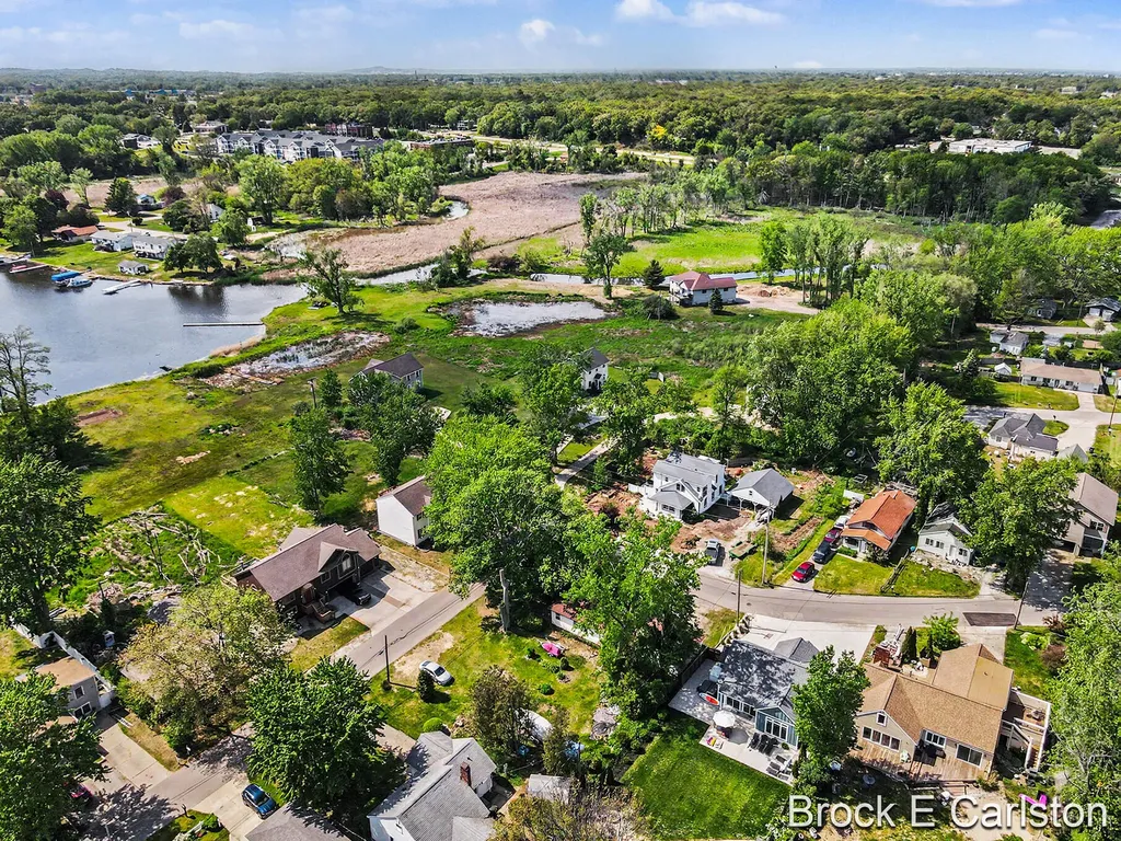 85 Lakeshore Boulevard Norton Shores City MI 49444
