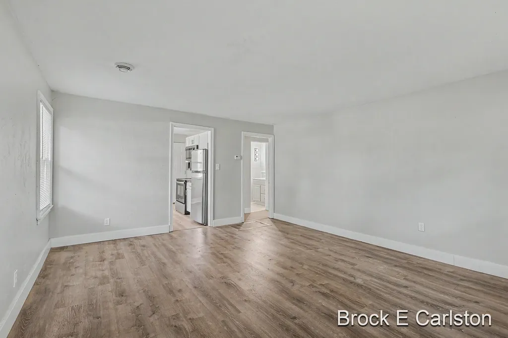 85 Lakeshore Boulevard Norton Shores City MI 49444
