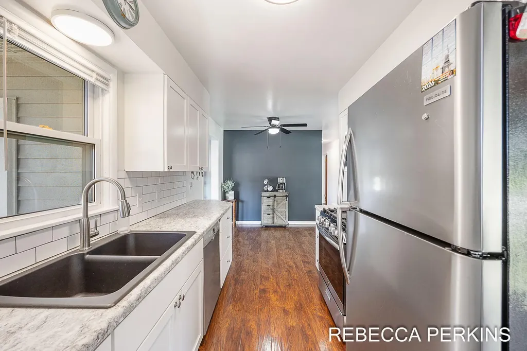 286 Dartmouth Avenue Holland City MI 49423