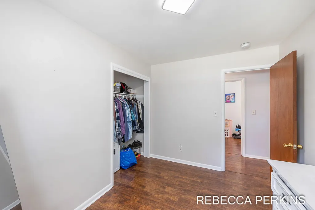 286 Dartmouth Avenue Holland City MI 49423