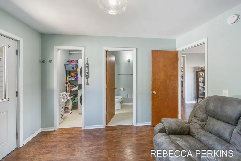286 Dartmouth Avenue Holland City MI 49423