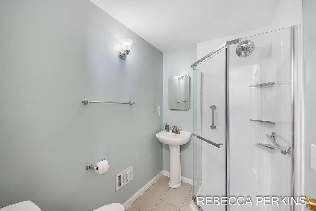 286 Dartmouth Avenue Holland City MI 49423