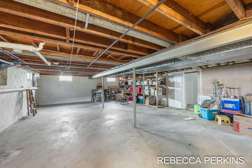 286 Dartmouth Avenue Holland City MI 49423