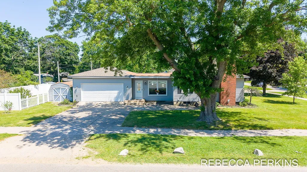 286 Dartmouth Avenue Holland City MI 49423