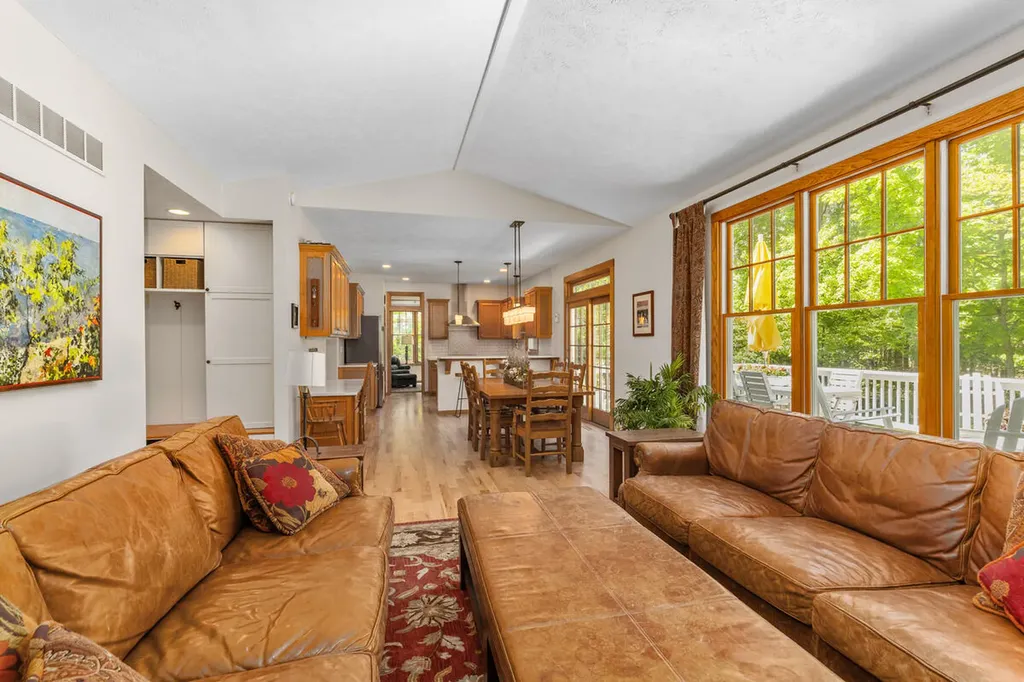 3977 Tall Grass East Court Park Township MI 49424
