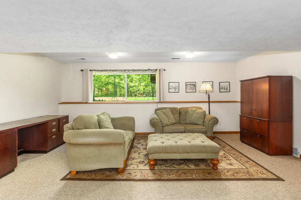 3977 Tall Grass East Court Park Township MI 49424