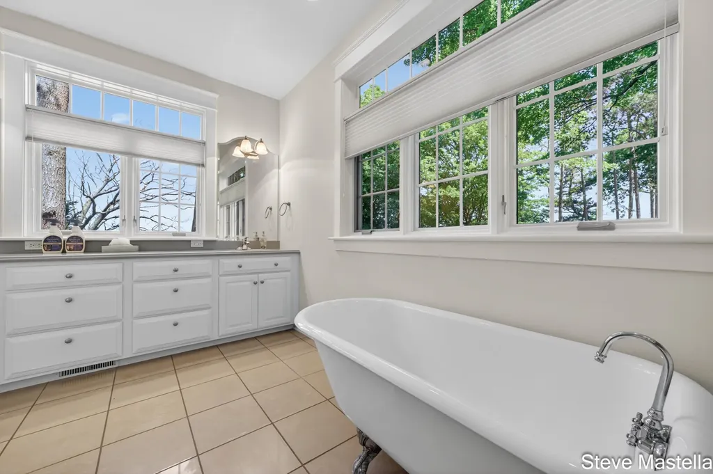 5592 S Shore Drive Fruitland Township MI 49461