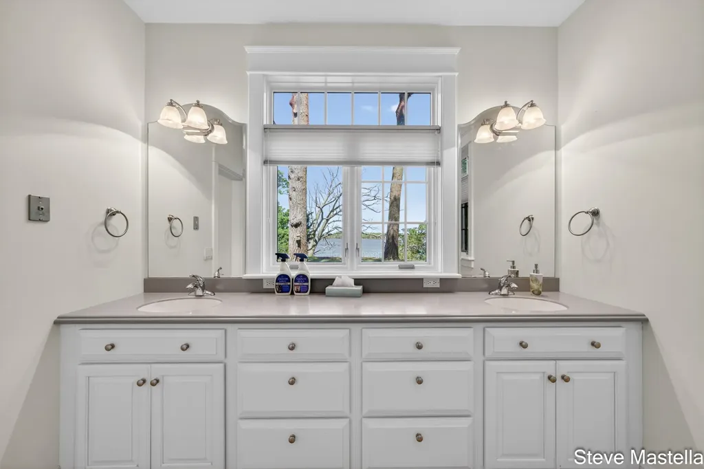 5592 S Shore Drive Fruitland Township MI 49461