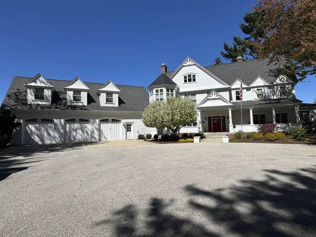 5592 S Shore Drive Fruitland Township MI 49461