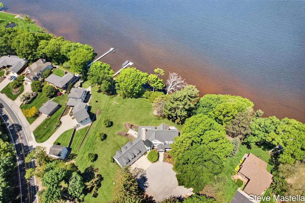 5592 S Shore Drive Fruitland Township MI 49461