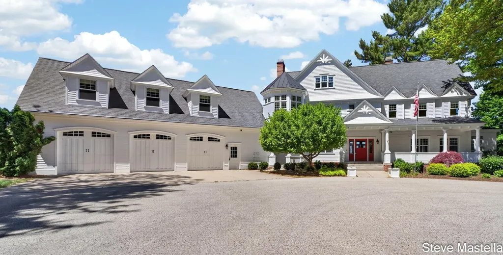 5592 S Shore Drive Fruitland Township MI 49461