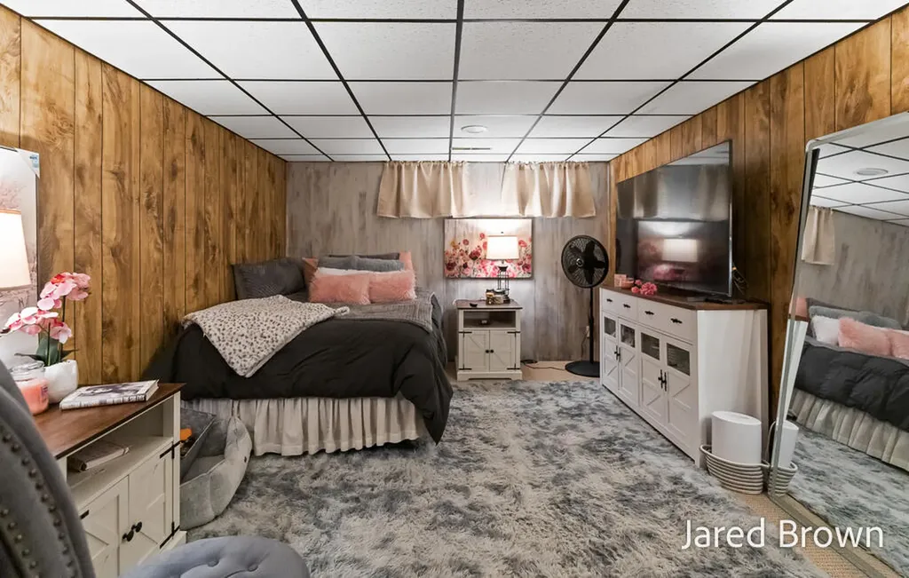 3647 Brentwood Street Norton Shores City MI 49441