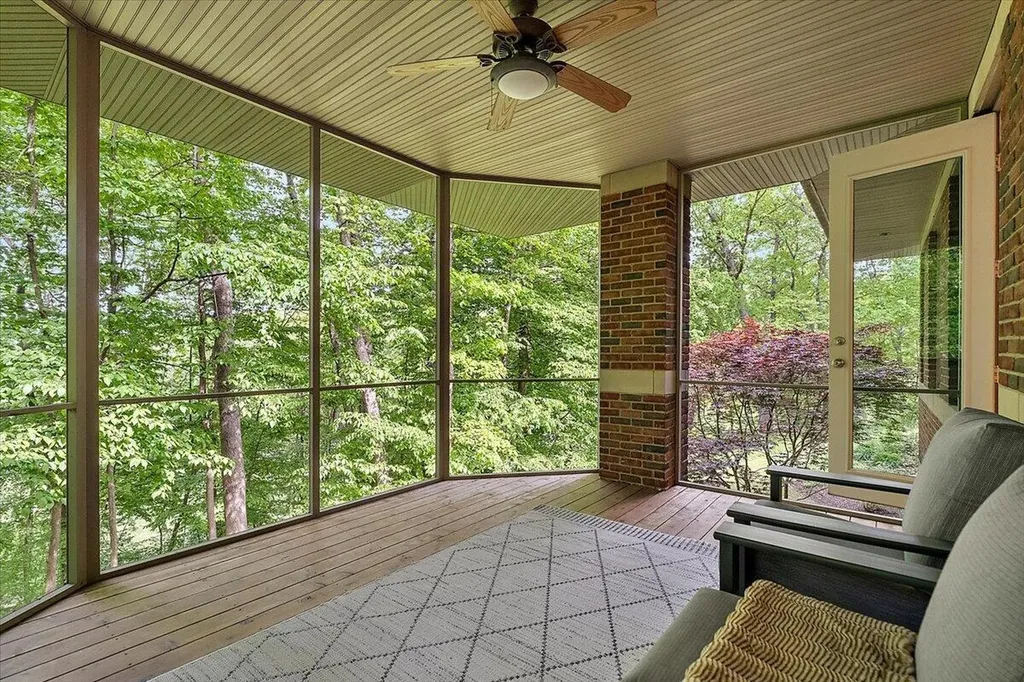 4166 Mystic Oak Court NE Plainfield Charter Township MI 49525