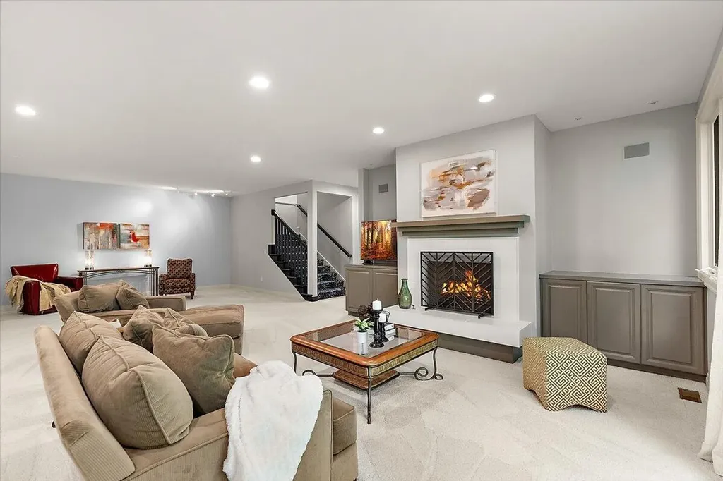 4166 Mystic Oak Court NE Plainfield Charter Township MI 49525