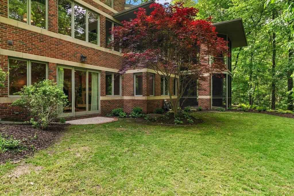 4166 Mystic Oak Court NE Plainfield Charter Township MI 49525