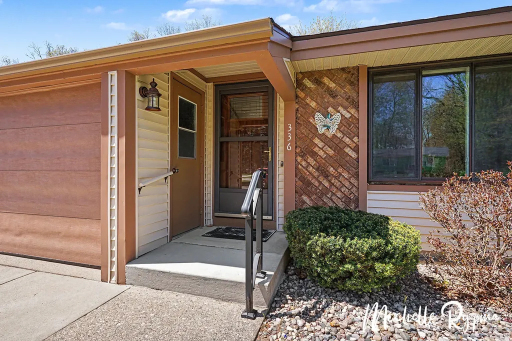336 N Aniline Avenue Holland Charter Township MI 49424