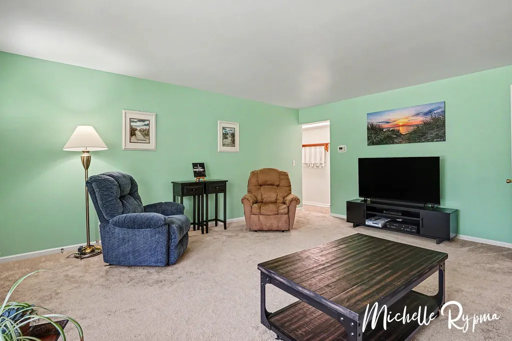 336 N Aniline Avenue Holland Charter Township MI 49424