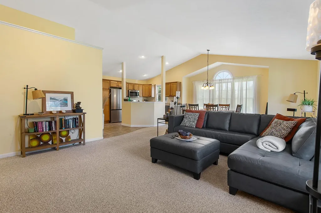 11818 Willow Wood North Holland Charter Township MI 49424