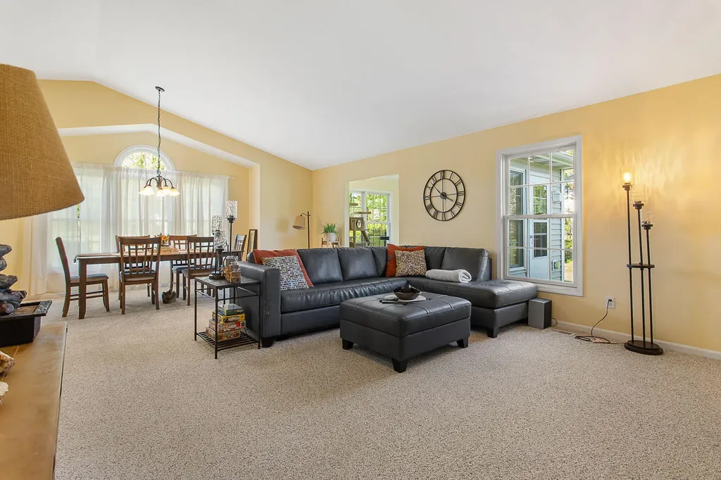 11818 Willow Wood North Holland Charter Township MI 49424