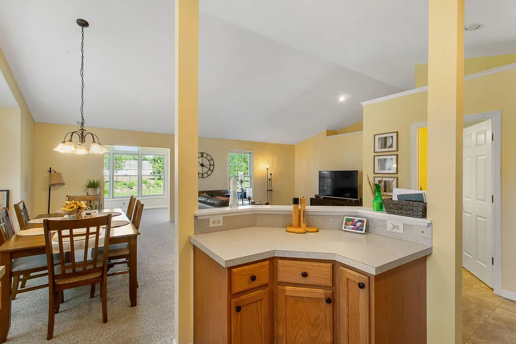 11818 Willow Wood North Holland Charter Township MI 49424