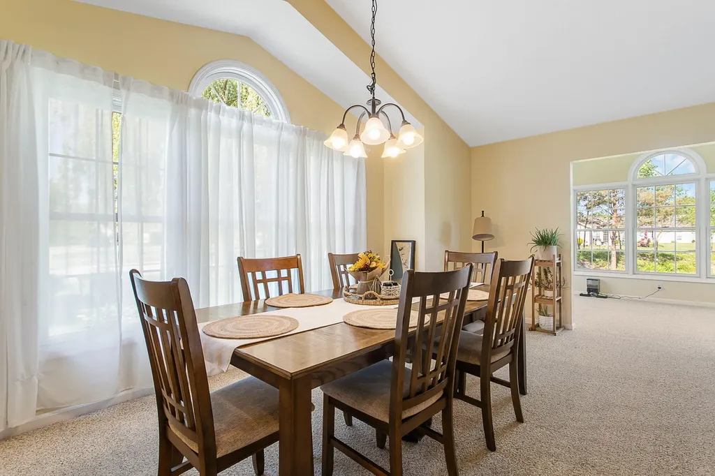 11818 Willow Wood North Holland Charter Township MI 49424