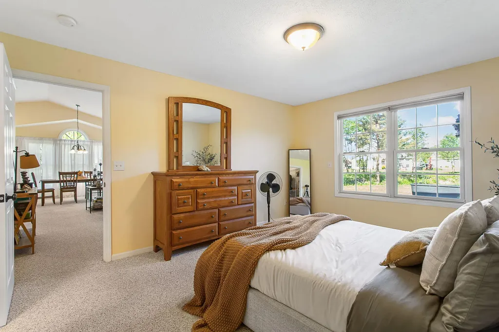 11818 Willow Wood North Holland Charter Township MI 49424