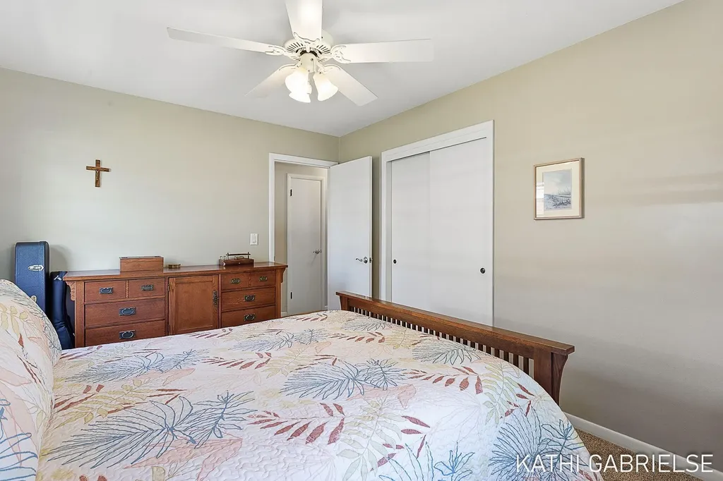 1830 Pine Court Grand Haven City MI 49417