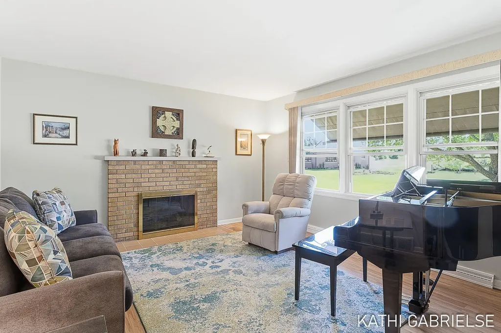 1830 Pine Court Grand Haven City MI 49417