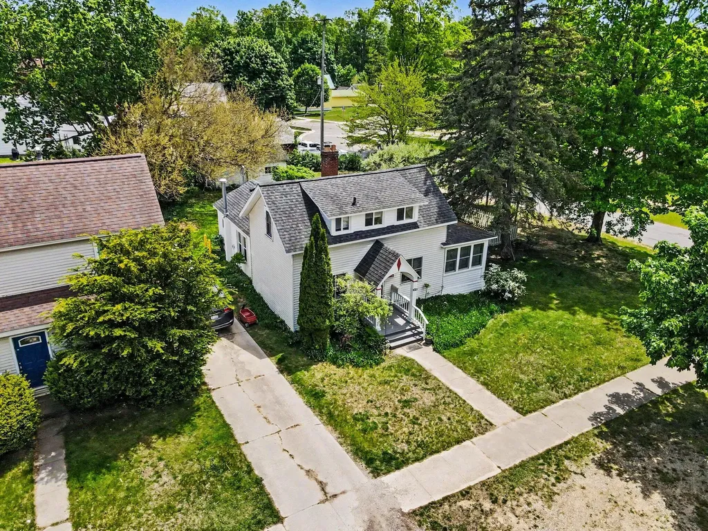 8638 Sheridan Street Montague City MI 49437