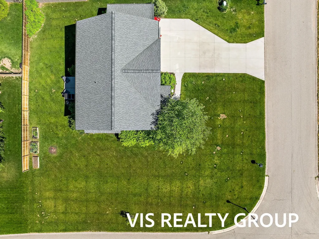 114 Windy Limb Lane Holland Charter Township MI 49424