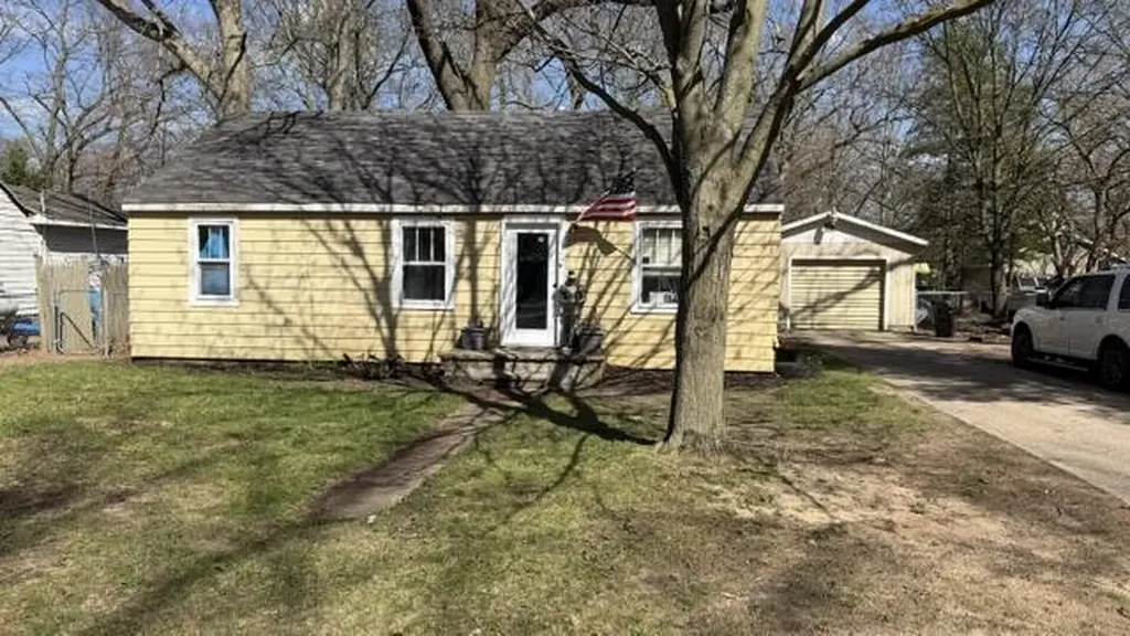 2970 Valley Street Norton Shores City MI 49444