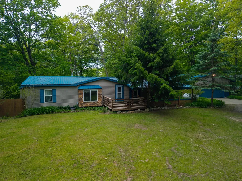 4658 W Fern Glen Ashland Township MI 49412