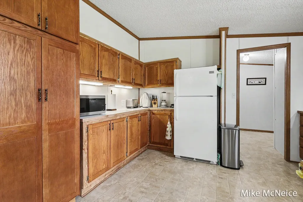 2079 W Mcmillan Road Fruitland Township MI 49445