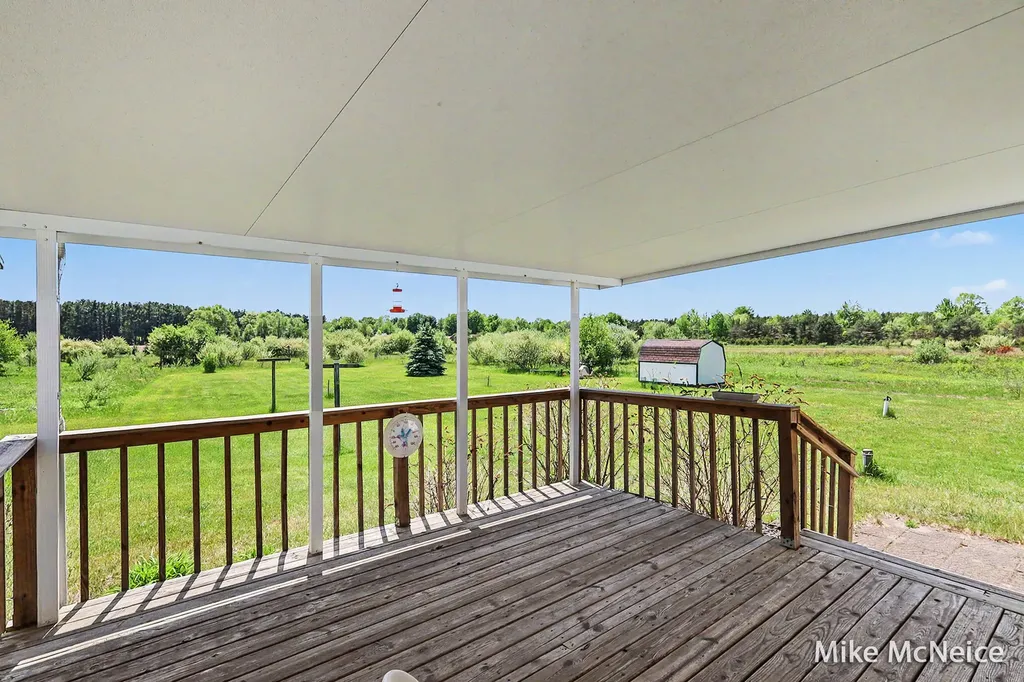 2079 W Mcmillan Road Fruitland Township MI 49445