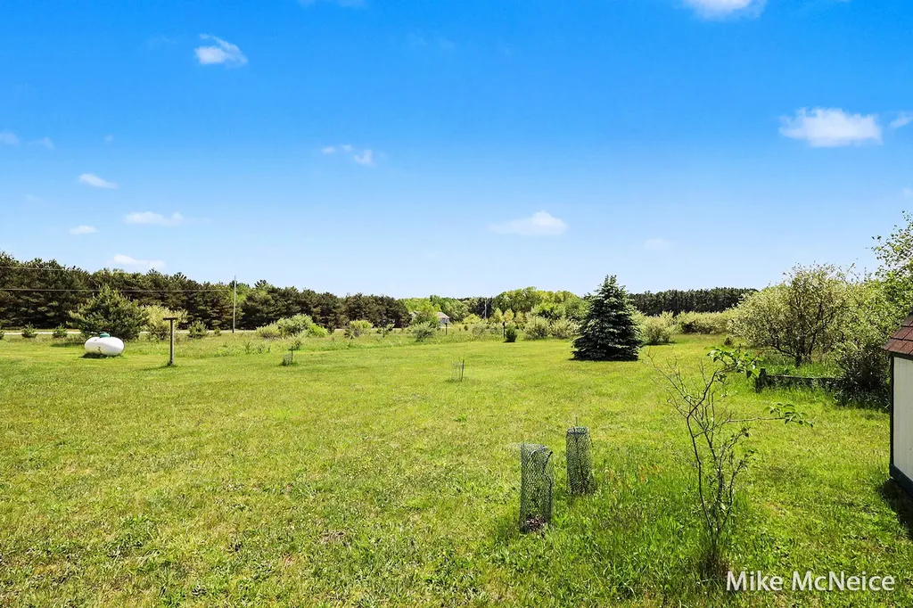 2079 W Mcmillan Road Fruitland Township MI 49445