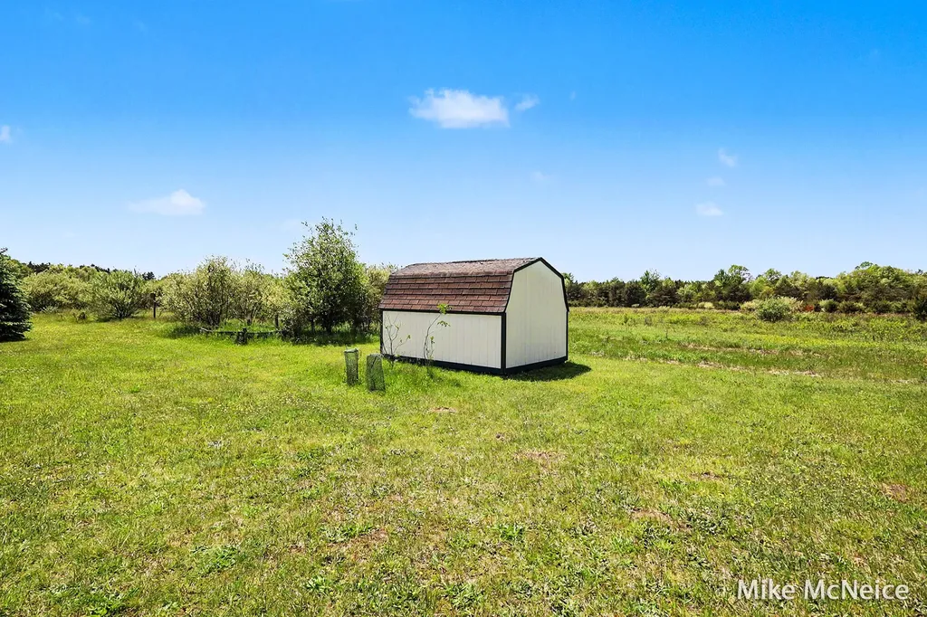 2079 W Mcmillan Road Fruitland Township MI 49445