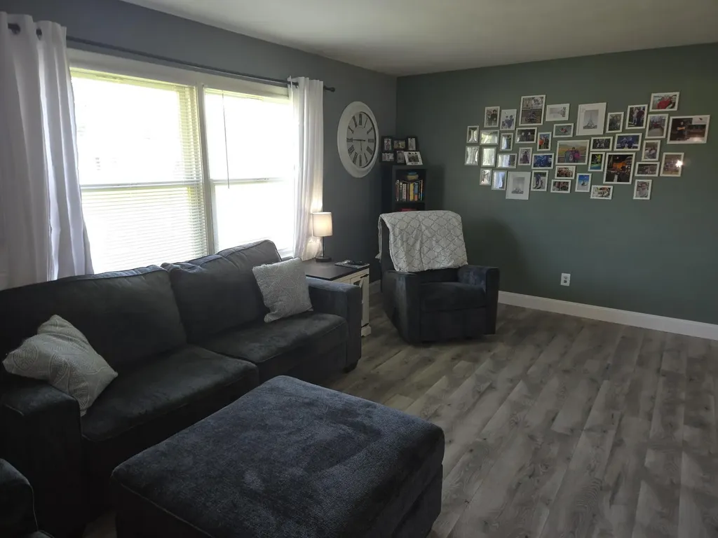 1852 Oak Park Drive Muskegon Charter Township MI 49442