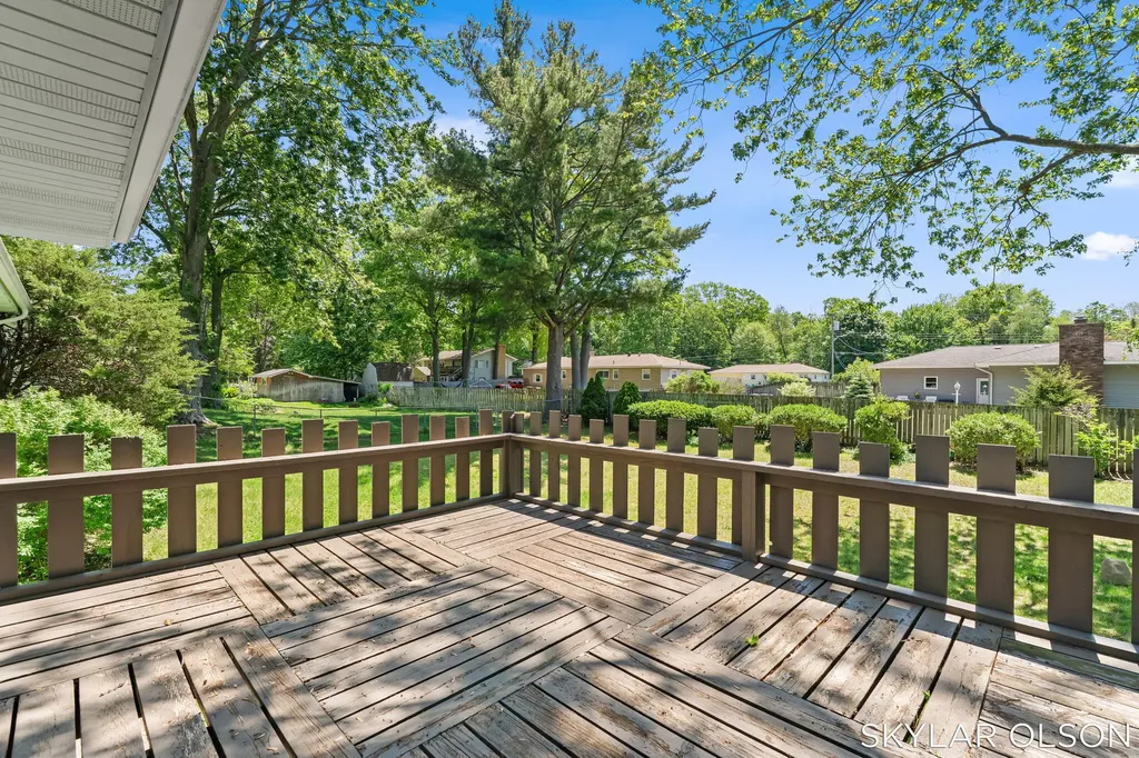 2467 Kimberly Fruitport Charter Township MI 49444