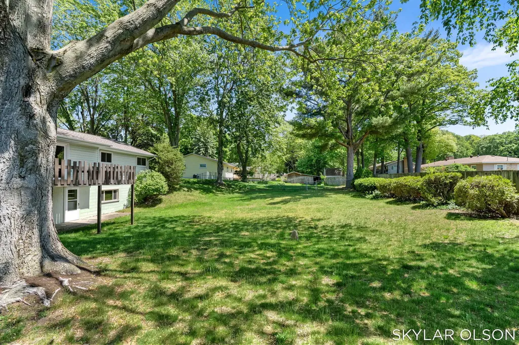 2467 Kimberly Fruitport Charter Township MI 49444